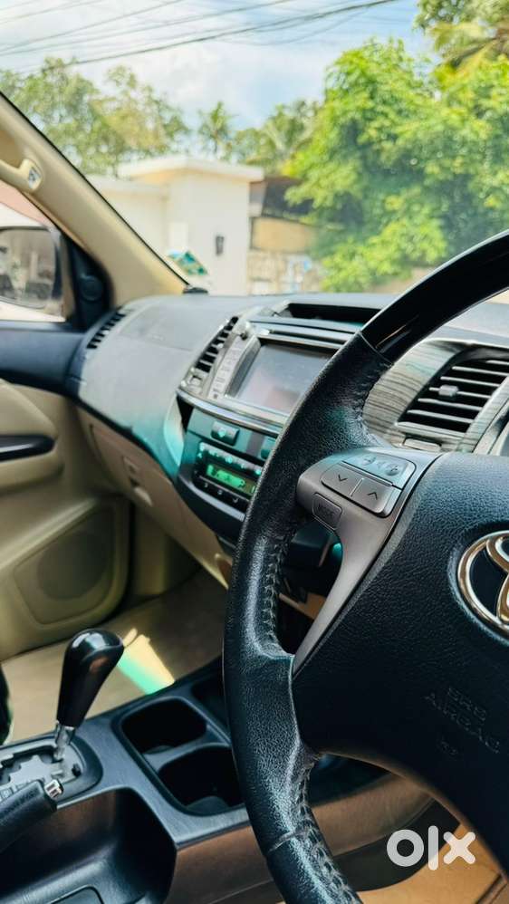 2015 Toyota Fortuner 2*4 Automatic 45000 Km Only