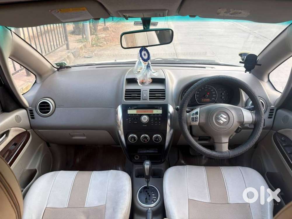 Maruti Suzuki Sx4 Zxi Automatic Bs-iv, 2011, Petrol
