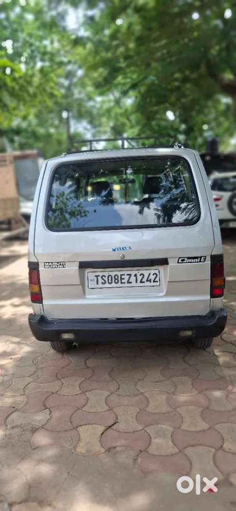 Maruti Suzuki Omni 8 Seater Bsiv, 2016, Petrol