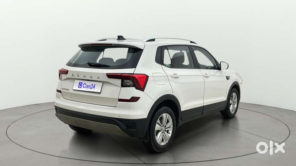 Skoda Kushaq 1.0 Tsi Ambition, 2022, Petrol