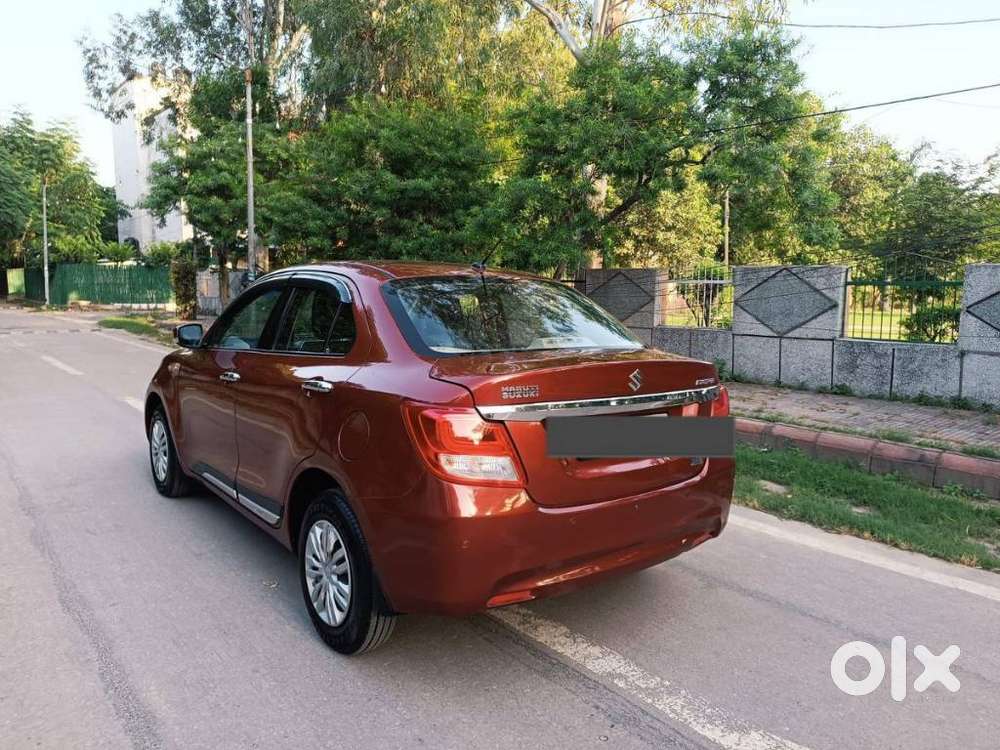 Maruti Suzuki Dzire 2017-2020 1.2 Vxi Amt, 2017, Petrol