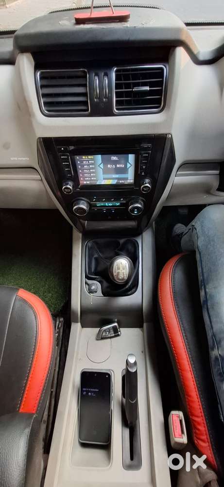 Mahindra Scorpio S10, 2015, Diesel