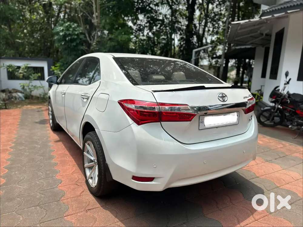 Toyota Corolla Altis 2016 Last