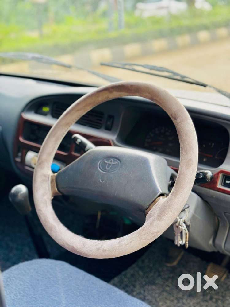 Toyota Qualis Fs 8seater, 2001, Diesel