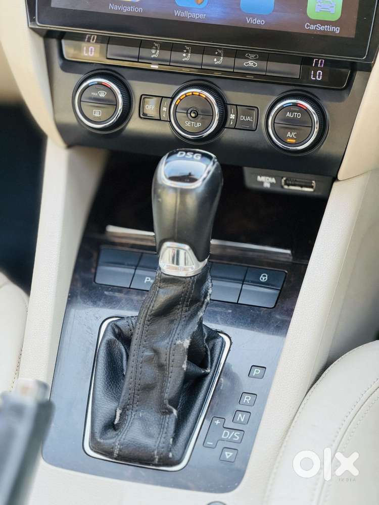 Skoda Octavia 1.8 Tsi Style At, 2015, Petrol