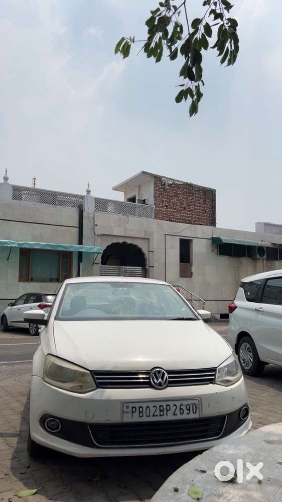 Volkswagen Vento Petrol 2011