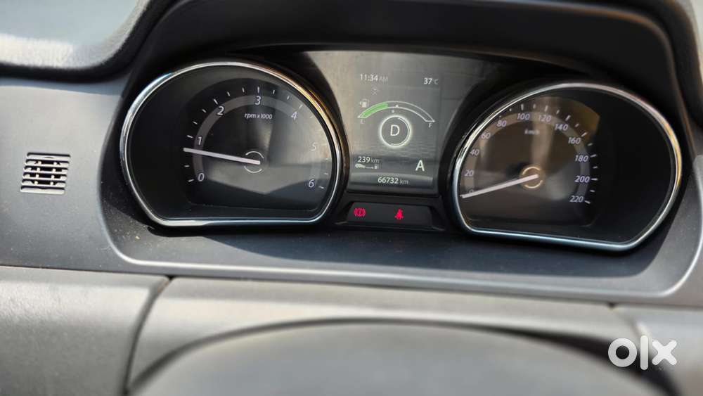 Tata Hexa 2.2 Xta 4x2 7 Str, 2018, Diesel