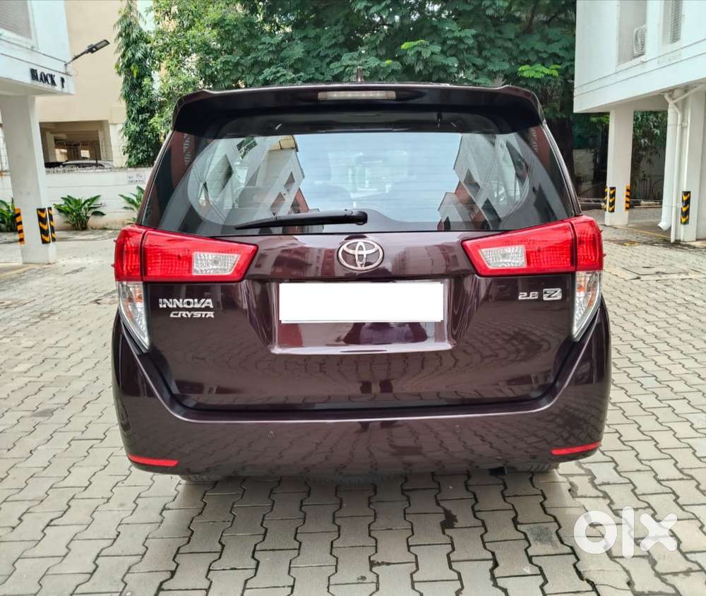 Toyota Innova Crysta