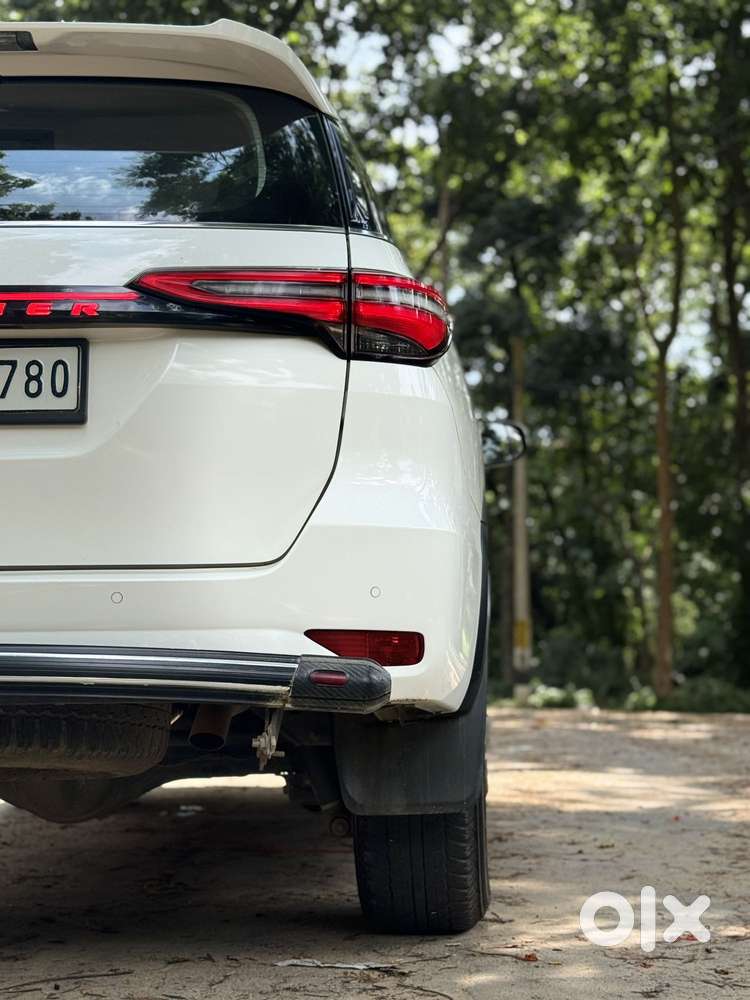 Toyota Fortuner 4x2 At 2.8 Diesel, 2022, Diesel