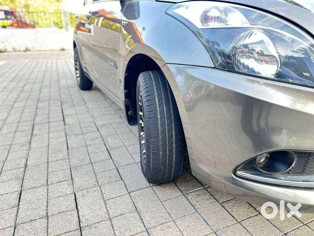 Maruti Suzuki Dzire Vxi Ags, 2016, Petrol