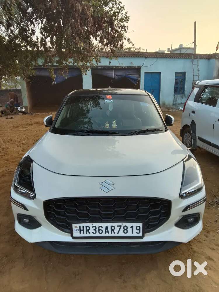 Maruti Suzuki Swift 2024 Petrol 33000 Km Driven