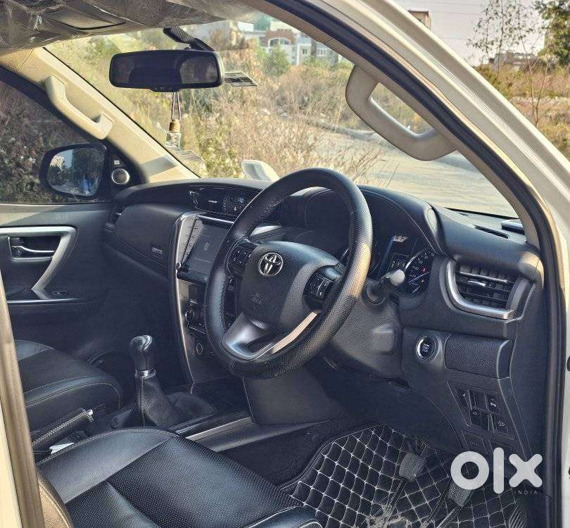 Toyota Fortuner 4x4 Mt 2.8 Diesel, 2022, Diesel