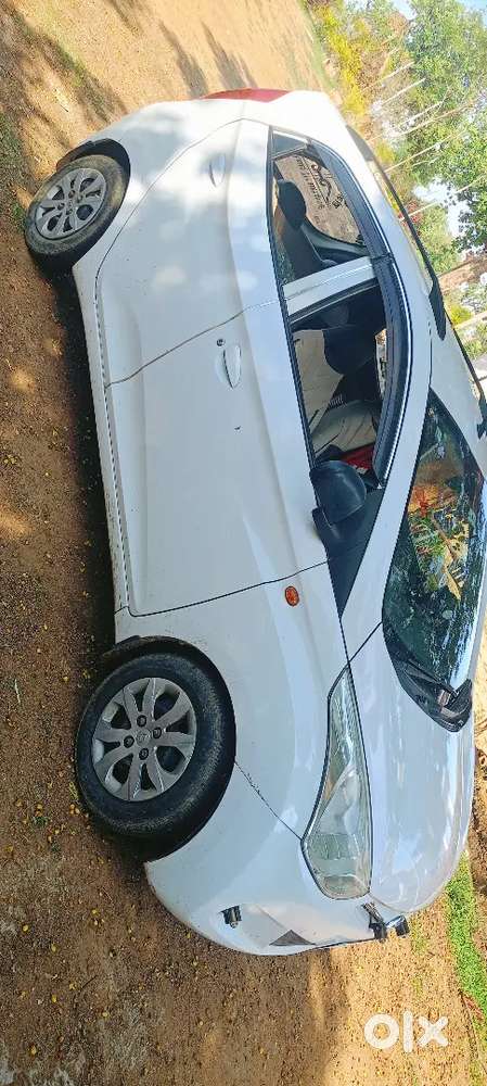 Hyundai Eon Car