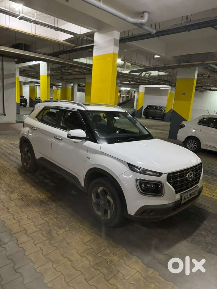 Hyundai Venue Petrol 2020