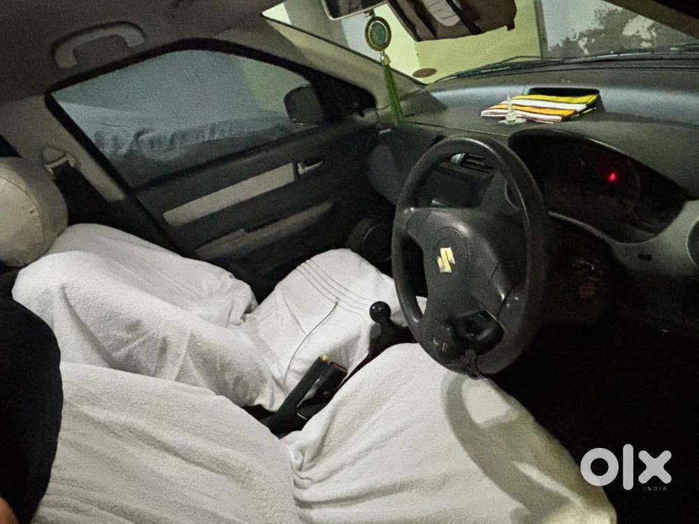 Maruti Suzuki Swift Dzire 2010 Petrol Well Maintained