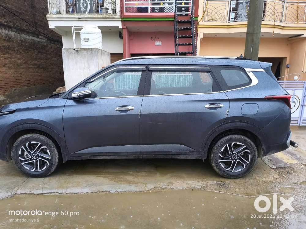 Kia Carens 1.4 Prestige 2022 Km Driven18388