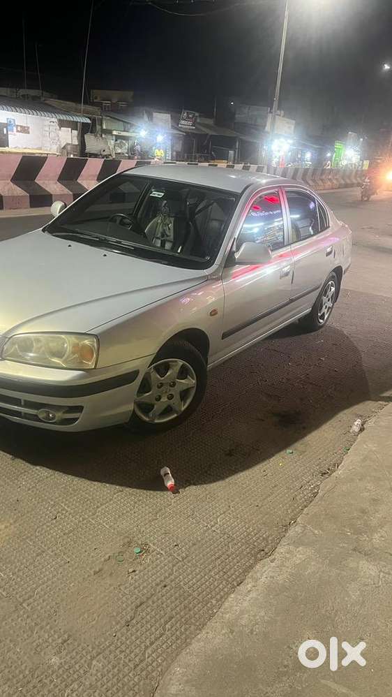 Hyundai Elantra 2005 Petrol Well Maintained