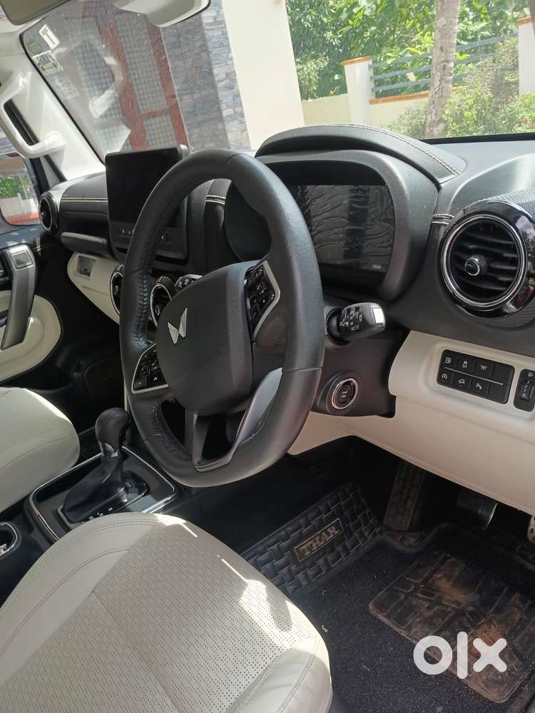 Mahindra Thar Roxx, 2025, Petrol