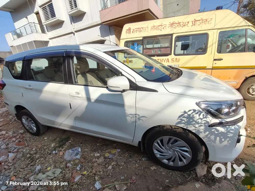 Toyota Rumion Petrol 2025 Manual