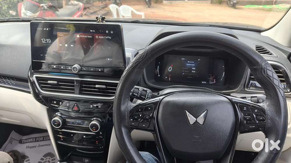 Mahindra Car Petrol 2025