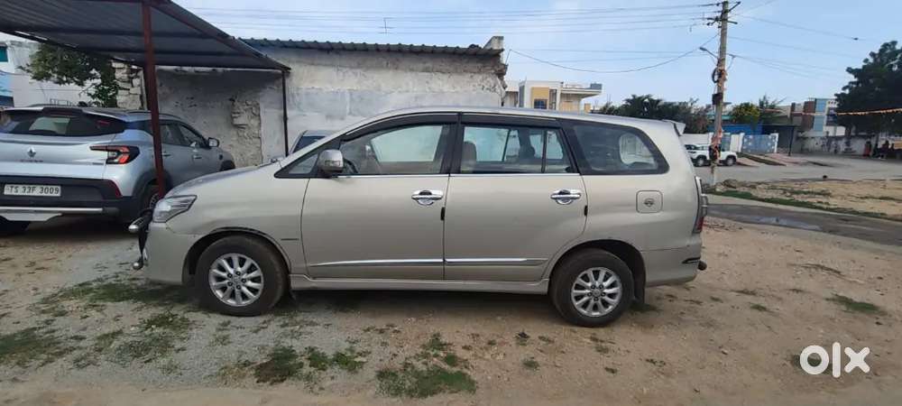 Toyota Innova Diesel 2014