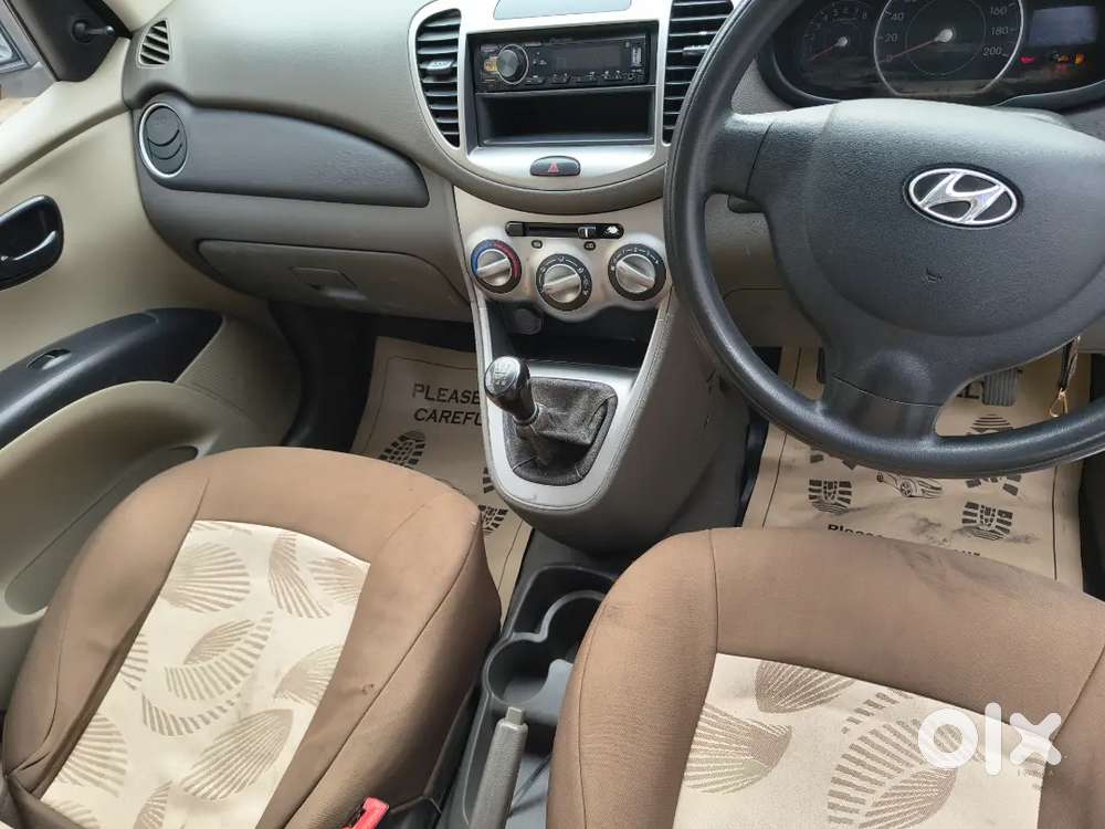 Showroom Single Owner Hyundai I10 Magna Well Maintained