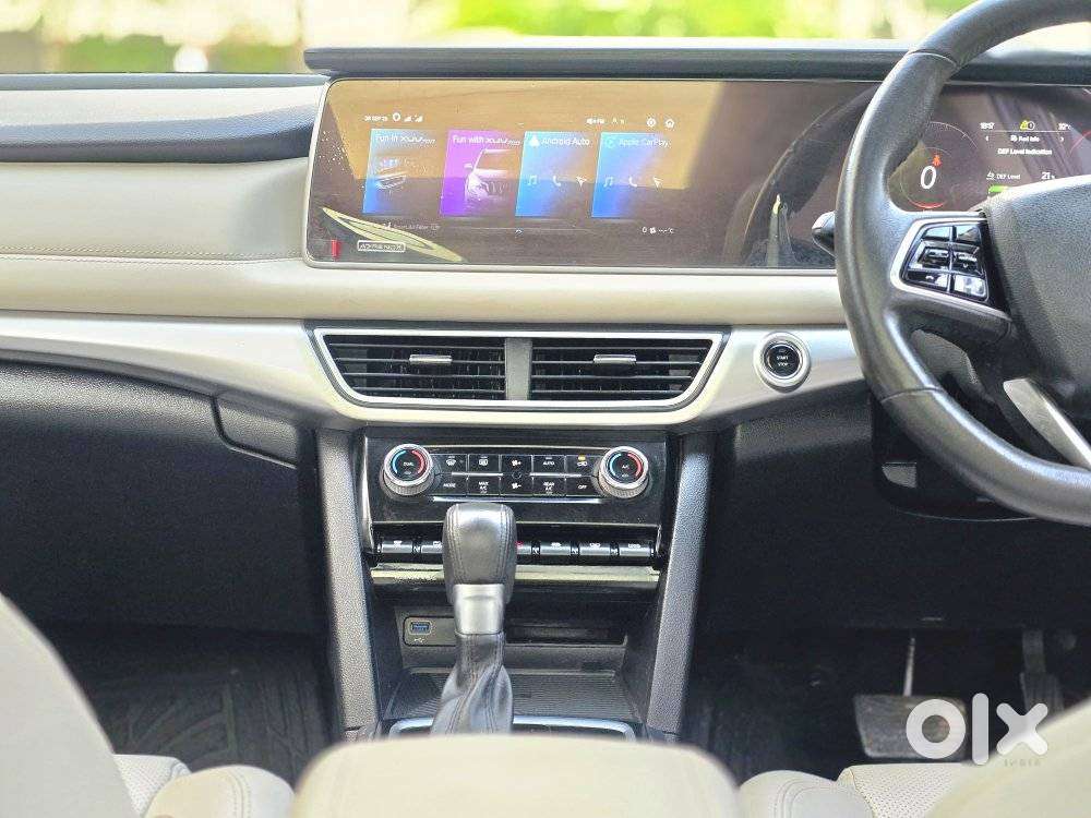 Mahindra Xuv700 2.2 Ax 7 Diesel At Luxury Pack Str, 2023, Diesel