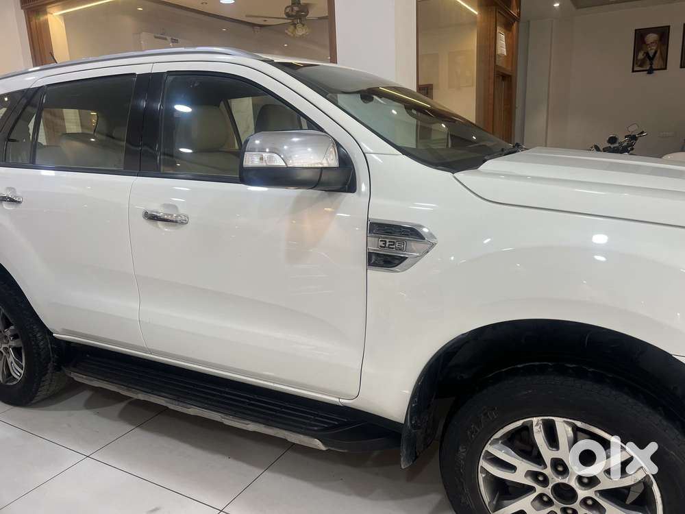 Ford Endeavour 3.2 Titanium At 4x4, 2017, Diesel