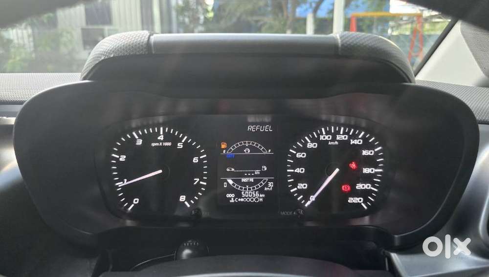Tata Altroz 1.2 Xe, 2020, Petrol