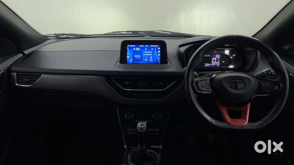 Tata Nexon 1.2 Revotron Xz Plus Luxs Red Dark Edition Amt, 2023, Pet..