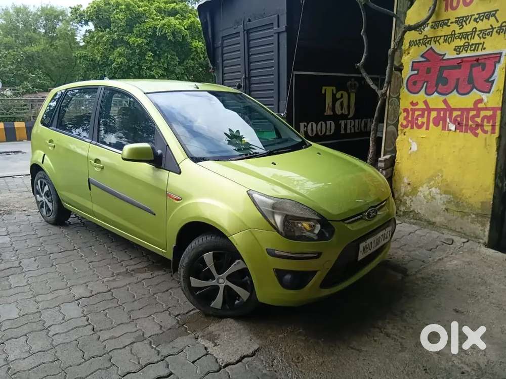 Ford Figo Petrol Zxi 2012 Second Owner