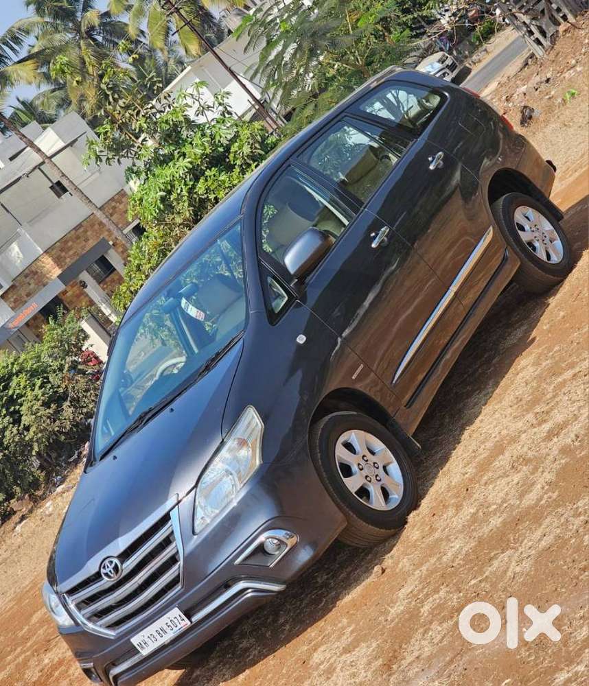 Toyota Innova 2.5 Gx 8 Seater Limited Edition, 2015, Diesel