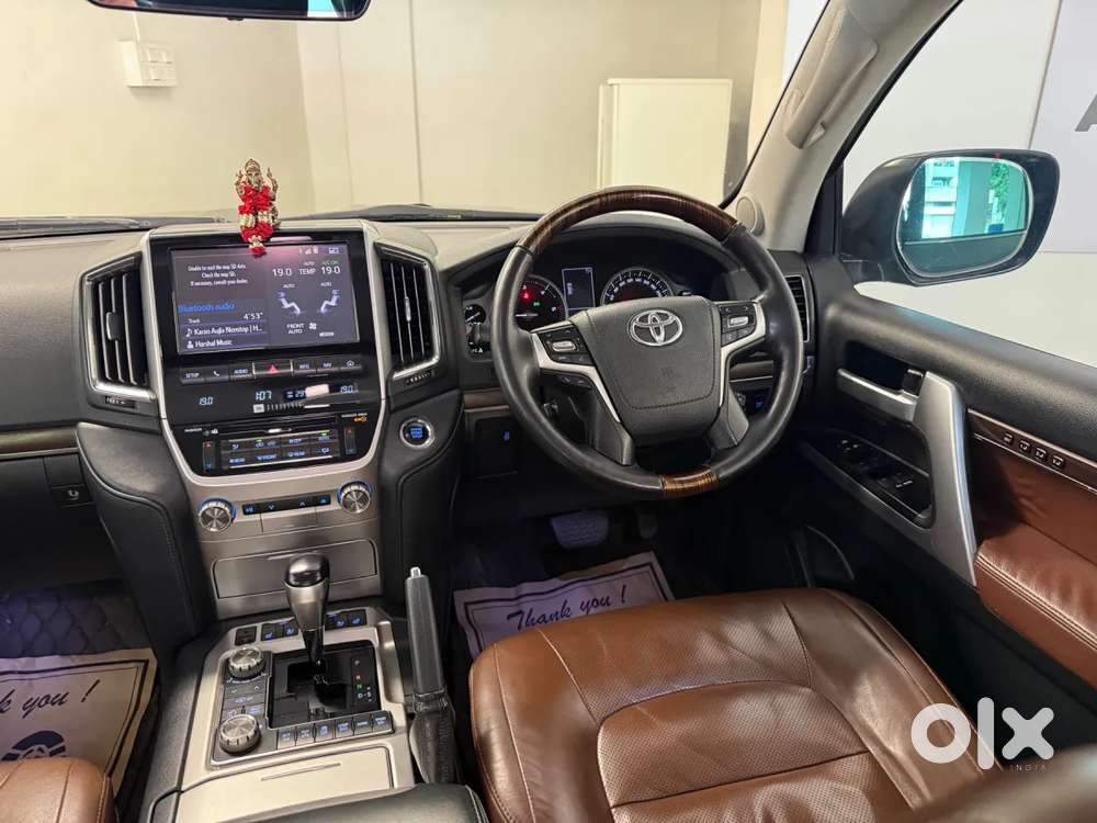 Toyota Land Cruiser [ ] 4.5 Vx Lc 200, 2017, Diesel