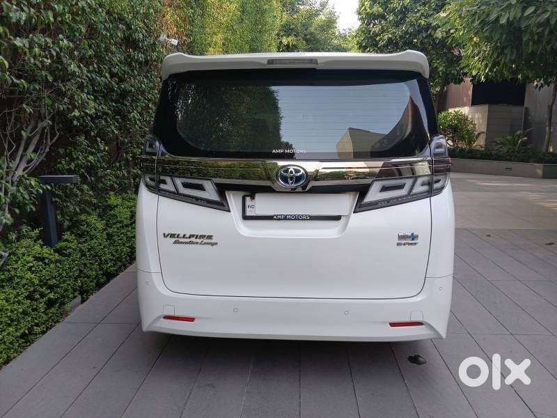 Toyota Vellfire Vip – Executive Lounge, 2022, Petrol