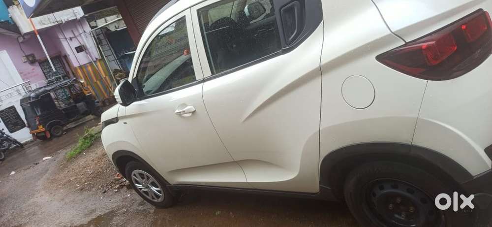 Mahindra Kuv 100 2016 Petrol Well Maintained