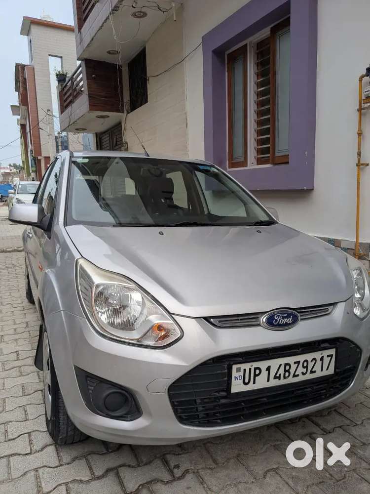 Ford Figo Zxi 2013 Petrol Manual Orignal Paint New Tyers Full Insuranc