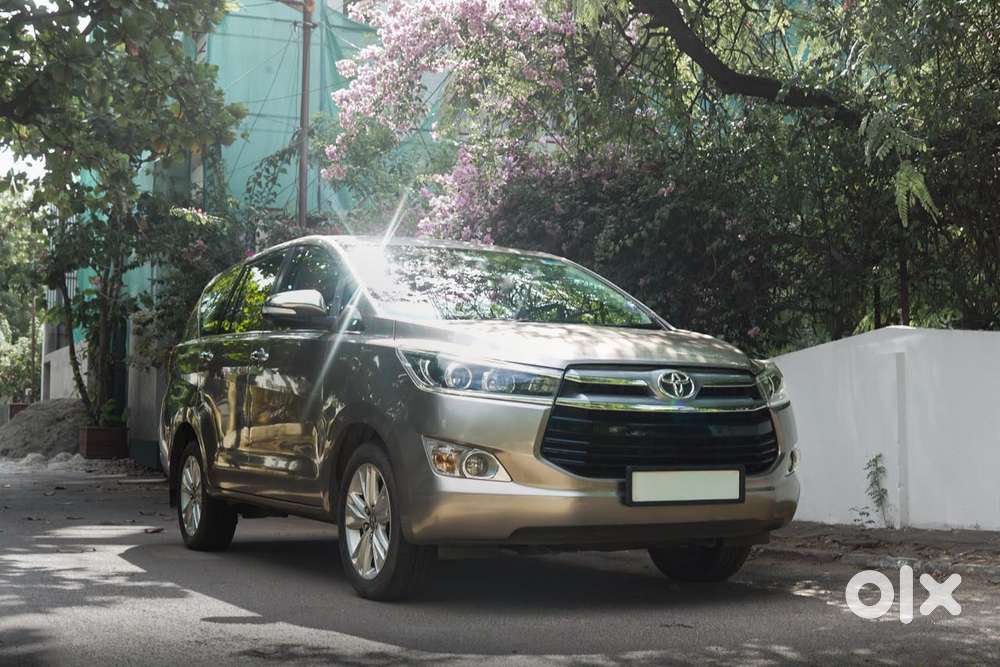 Toyota Innova Crysta 2.8 Z, 2016, Diesel