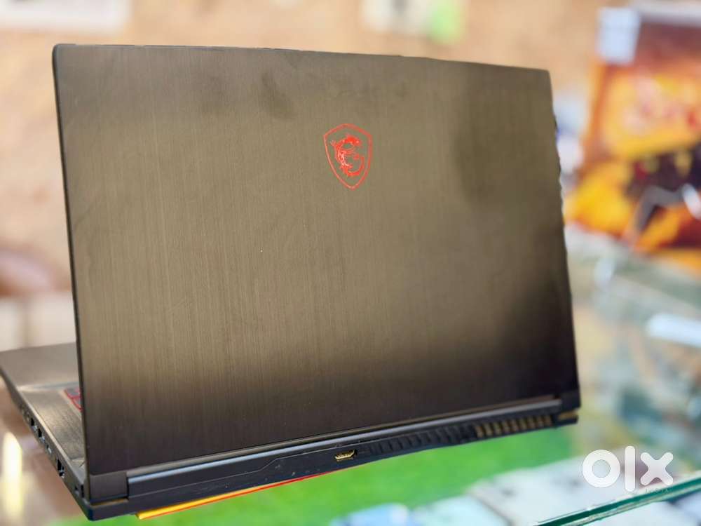MSI Gaming Laptop i5 9th Gen / GTX 1650 4GB / 8GB / 512GB SSD