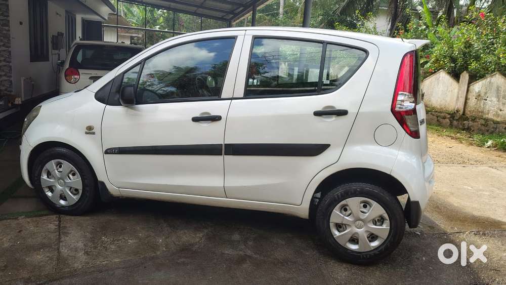 Maruti Suzuki Ritz Ldi Bs-iv, 2014, Diesel