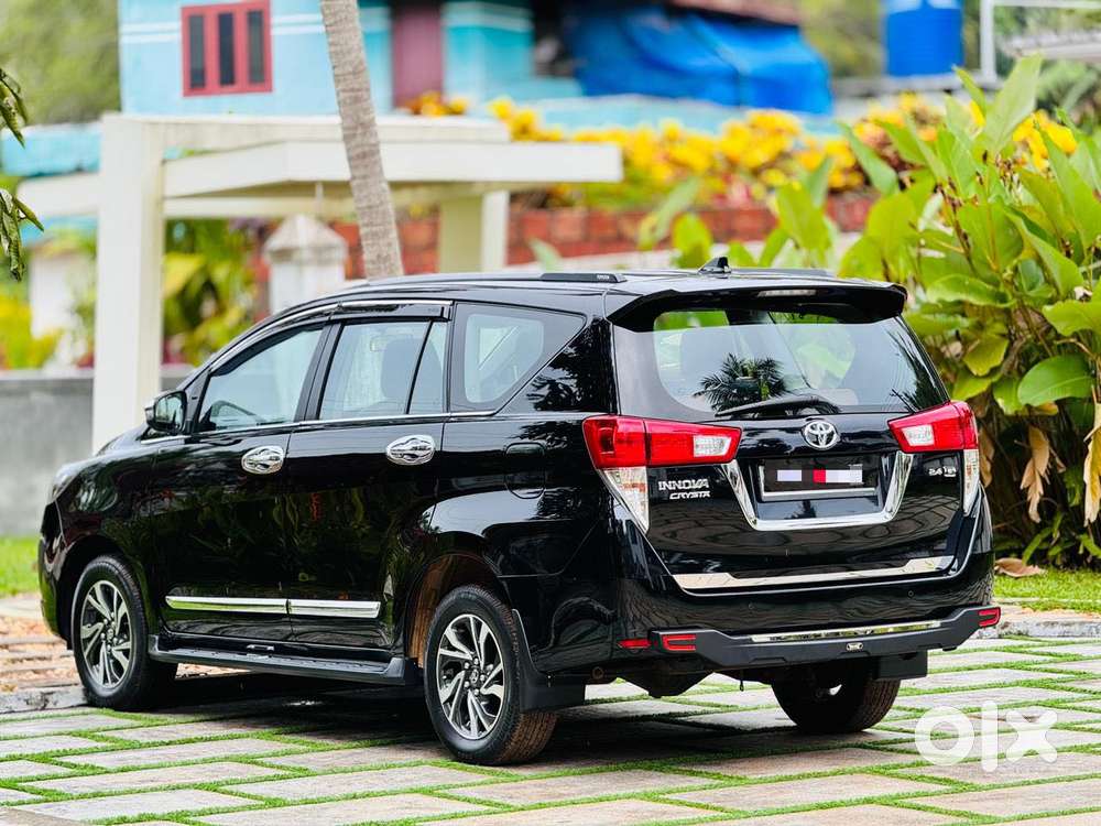 Toyota Innova Crysta 2.8 Gx At 7 Str, 2022, Diesel