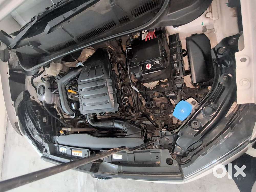 Volkswagen Taigun Topline 1.0 Tsi At (electric Seats), 2023, Petrol