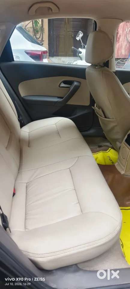 Volkswagen Vento Petrol Highline, 2011, Petrol