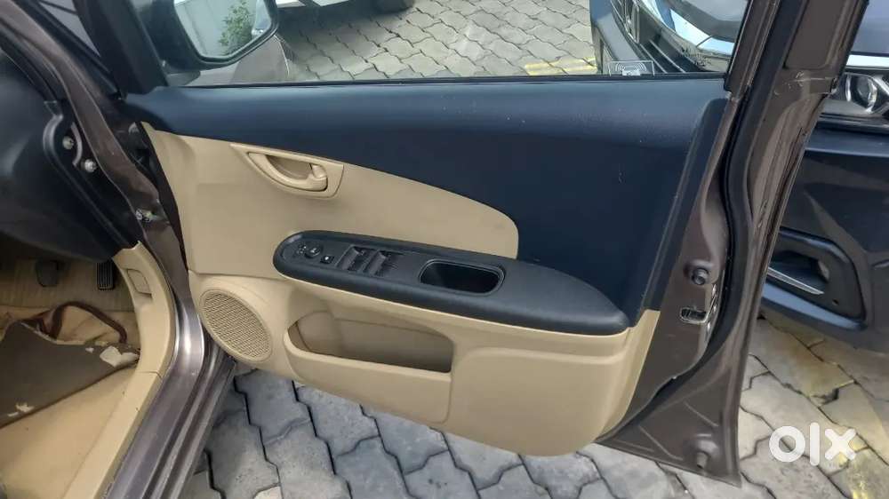 2014 Honda Mobilio 1.5 S I-vtec  Single Owner  1.08 Lakh Km