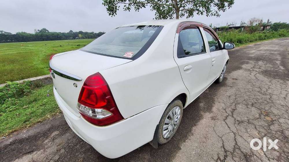 Toyota Etios G Exclusive, 2015, Petrol