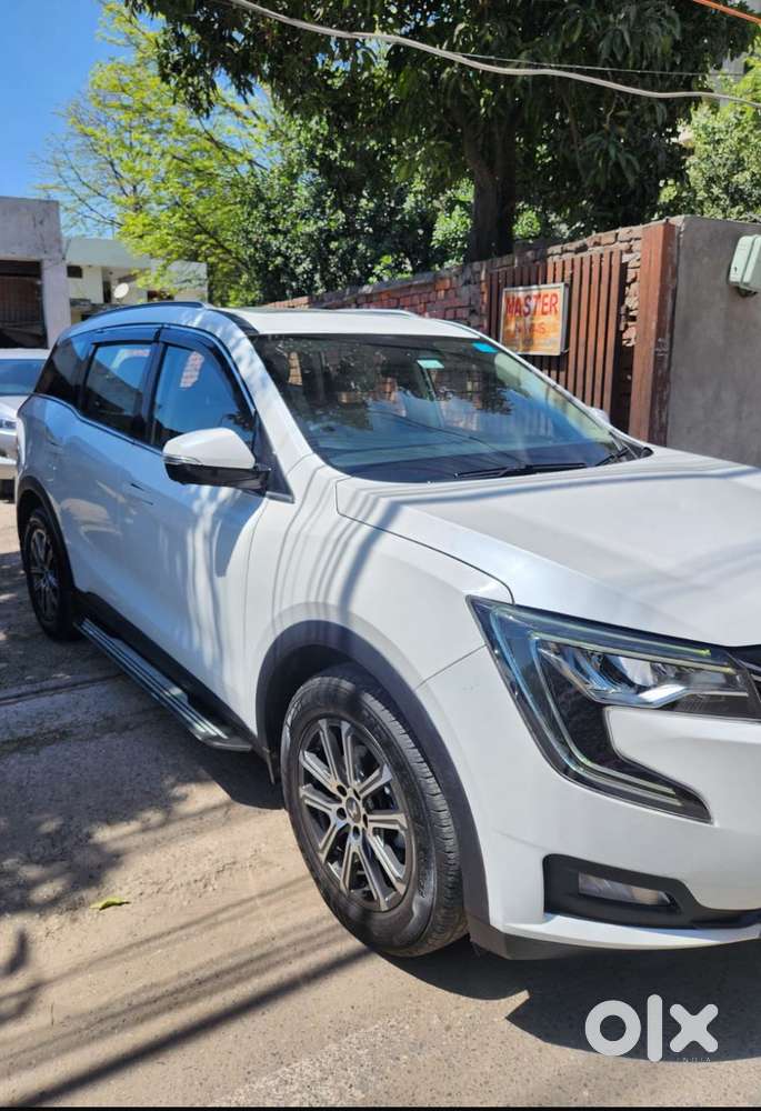Mahindra Xuv700 2.0 Ax 7 Petrol At Luxury Pack Str, 2022, Petrol