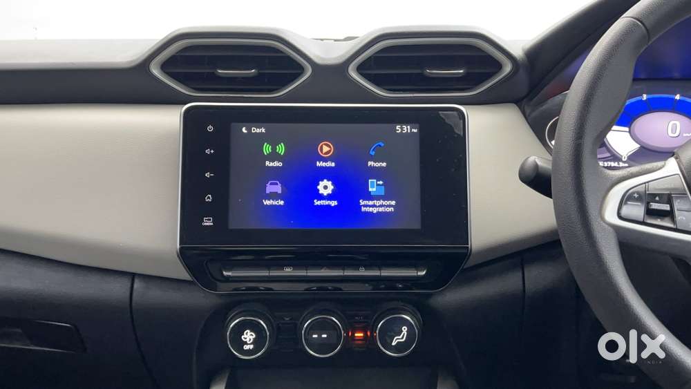 Nissan Magnite 1.0 Xv, 2022, Petrol
