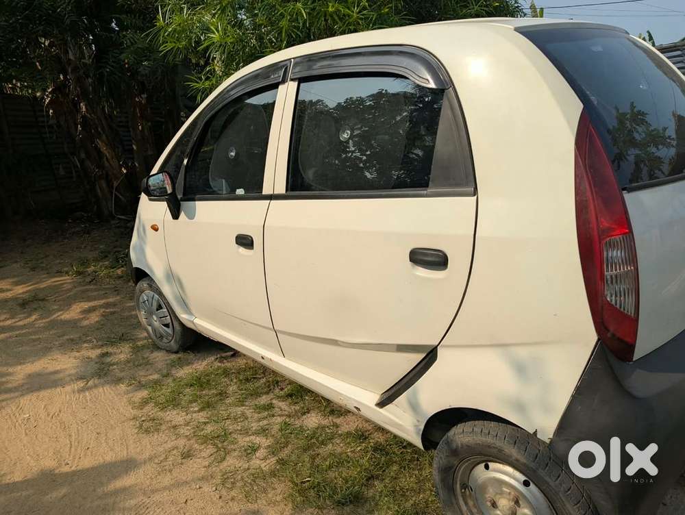 Tata Nano Petrol 2013