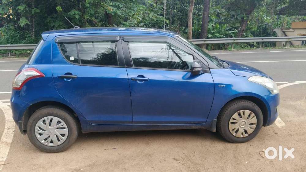 Maruti Suzuki Swift Vxi Ags, 2014, Petrol