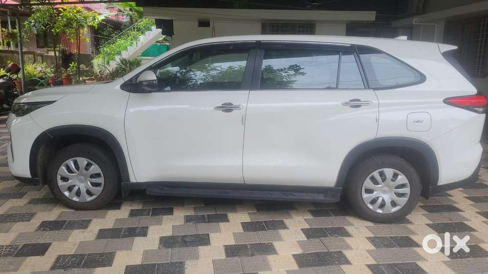 Toyota Innova Hycross 2.0 Gx 7 Str, 2024, Petrol