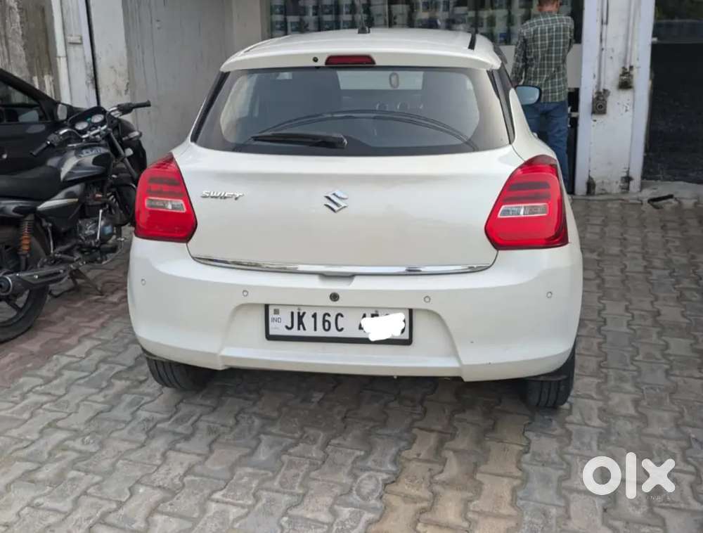 Maruti Suzuki Swift 2024 Petrol Well Maintained